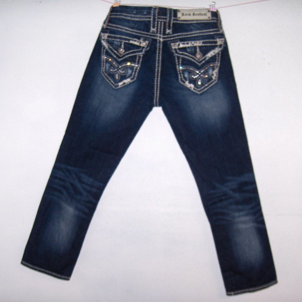 Rock Revival Elaina Capri, 27, Measures 31"W